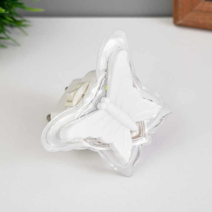 Ночник Бабочка пластик 5,5х7,5х6 см RISALUX 485949