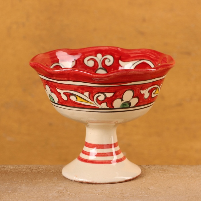 Конфетница Риштанская Керамика Цветы, красная 12 см, 9925442