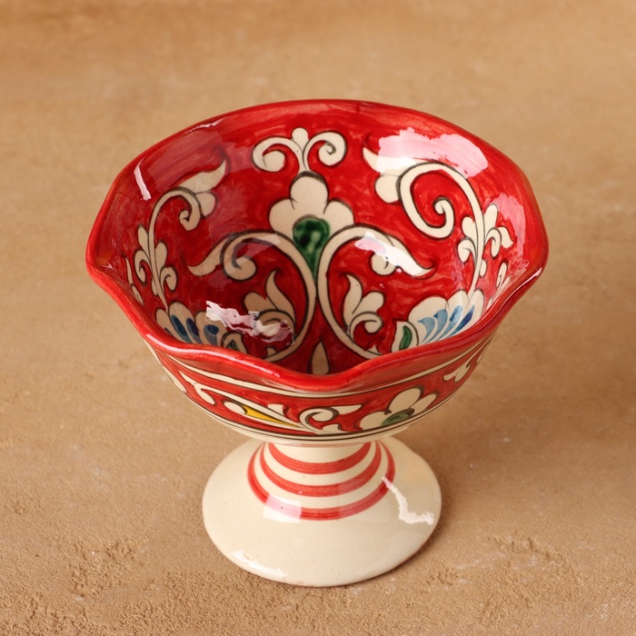 Конфетница Риштанская Керамика Цветы, красная 12 см, 9925442